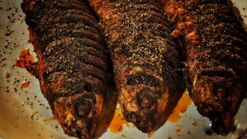 Delicious pullan fish fry of Hasthinapuri shop.